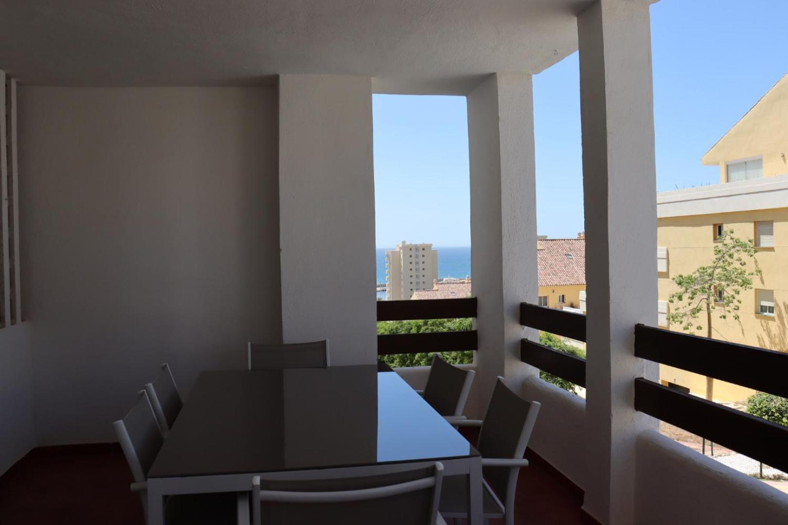 Апартаменты Port View - Reina Sofia Эстепона Экстерьер фото